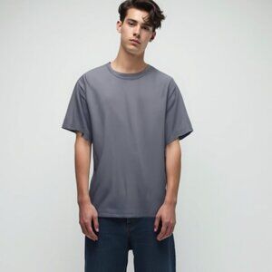 ❤️Uniqlo Men's Gray T-Shirt XL